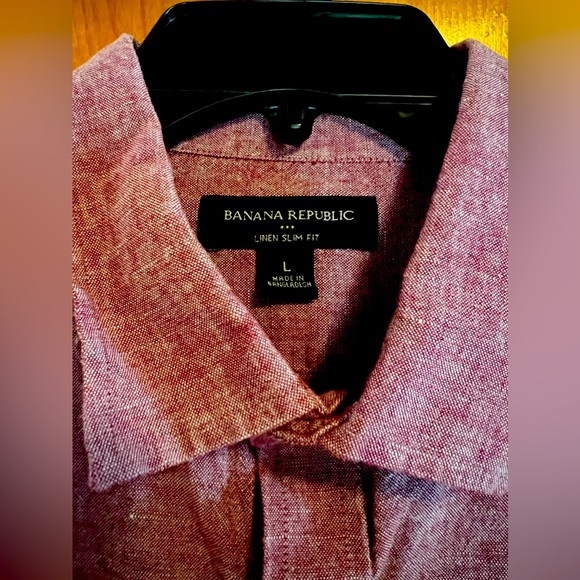 Maroon short sleeve button down - Picture 2 of 3